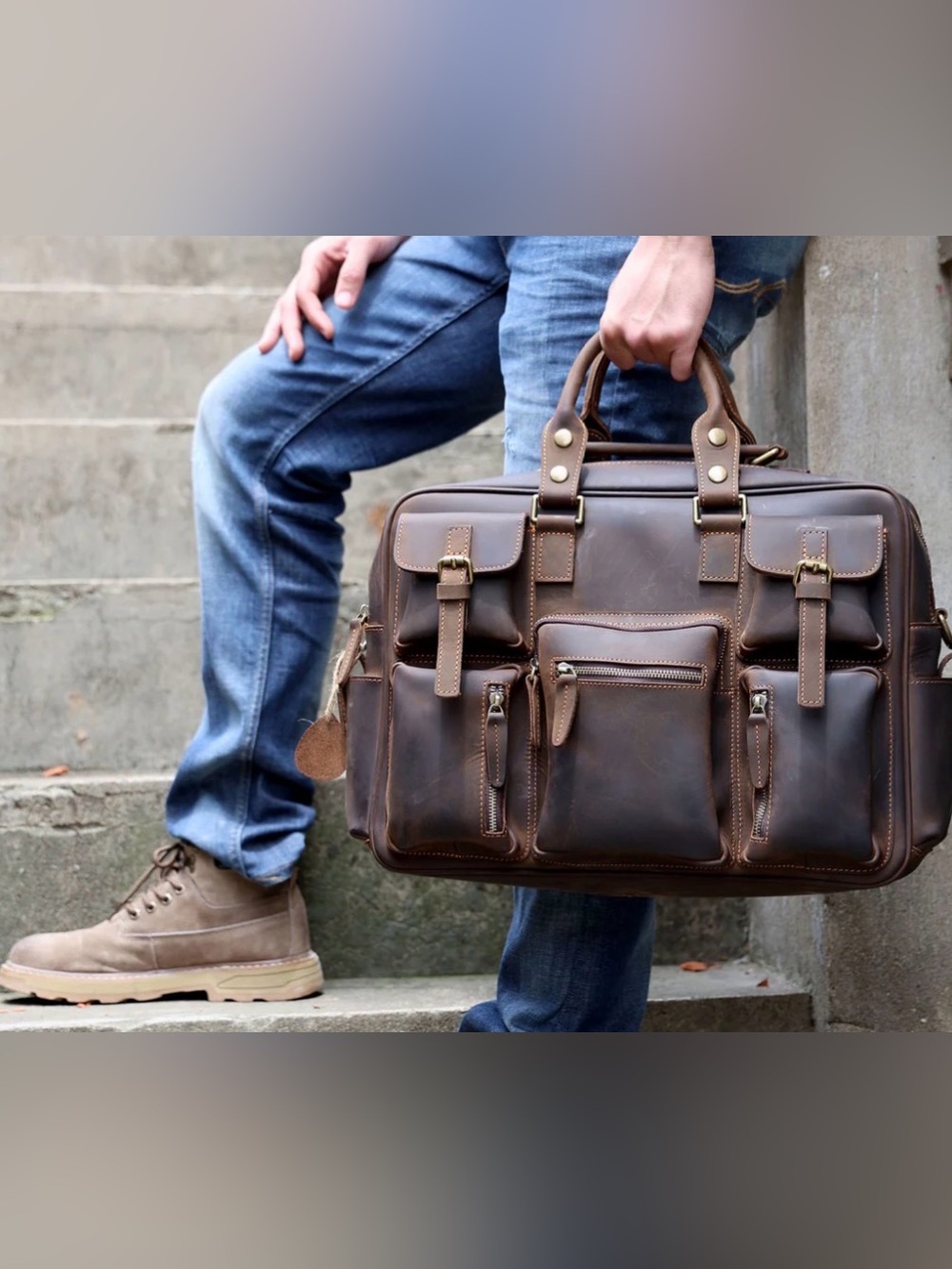 Wieczne Full Grain Leather Messenger Bag